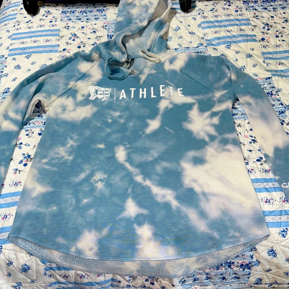 Mayhem athlete sweater size S good used condition!